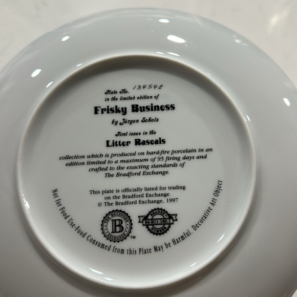 Collectible plate - Picture 2 of 2